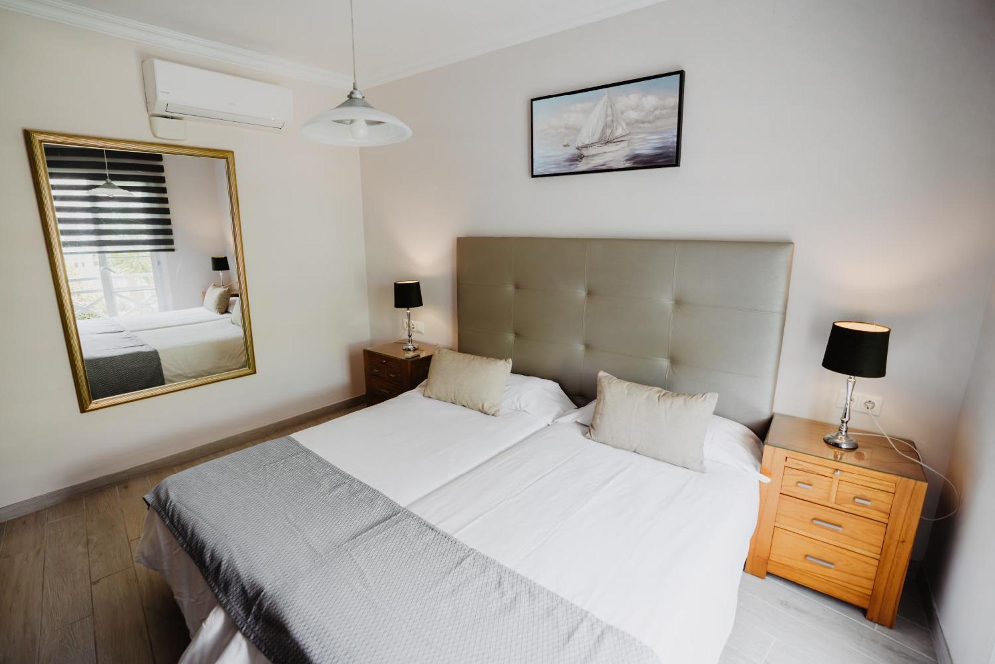 Lagos De Fanabe Beach Resort Адехе Екстериор снимка